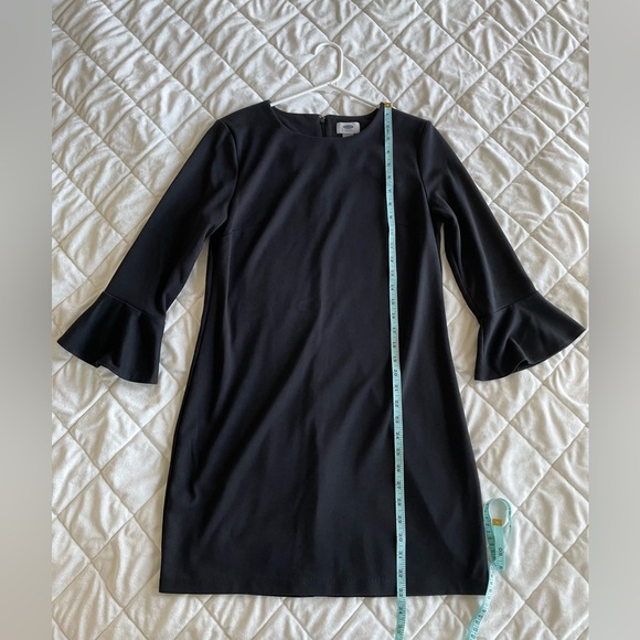 Old Navy Flutter Bell Sleeve Dress - Picture 3 of 6